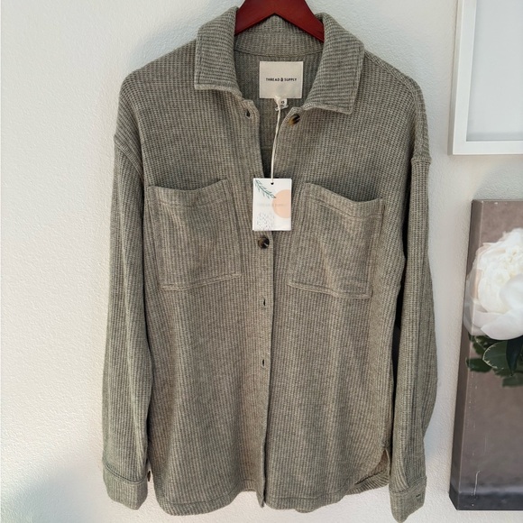 NWT Oversized Sage Green Knit Top - Picture 5 of 10